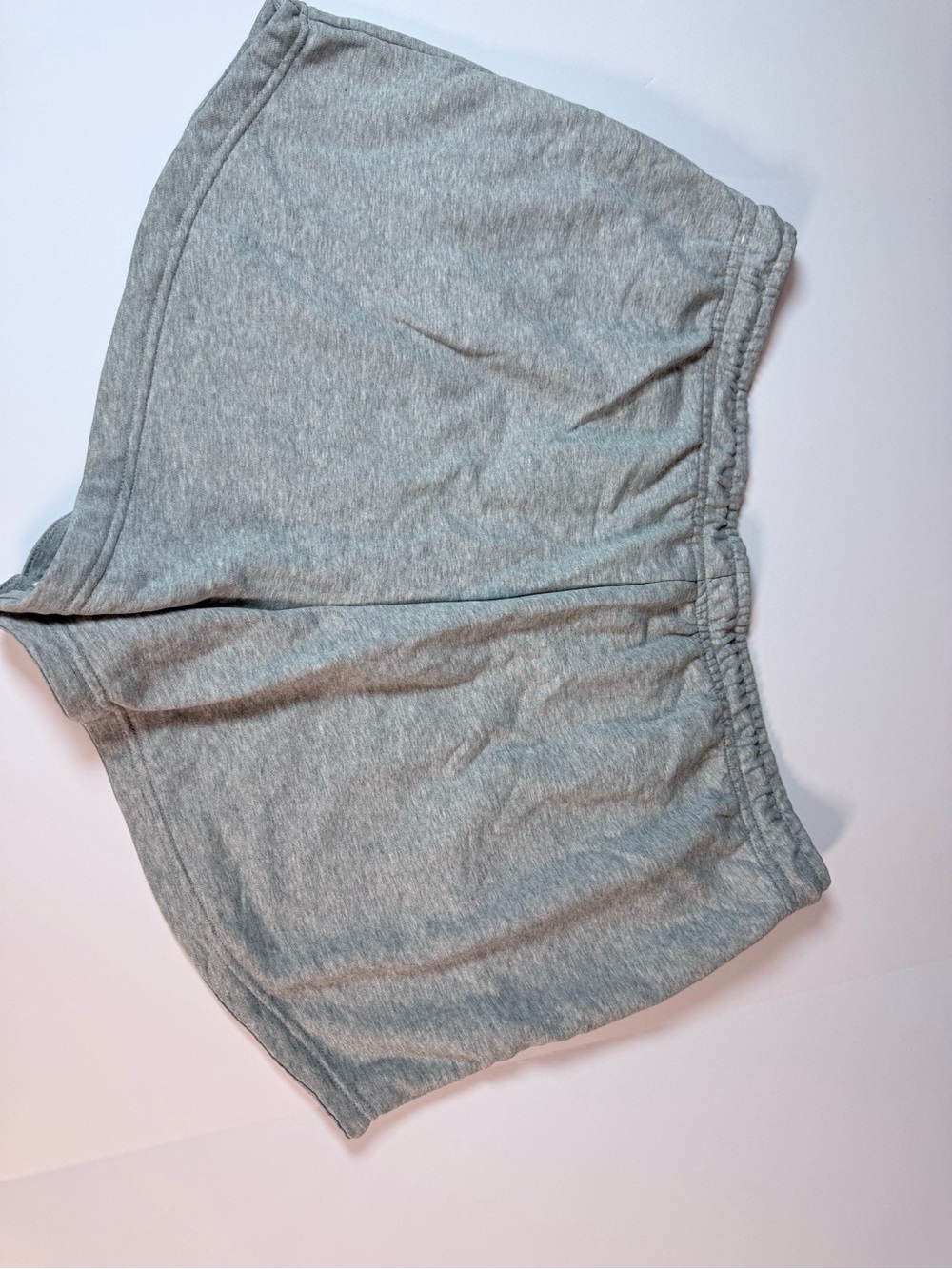 Nike Women’s 2X Gray Fleece Drawstring Athletic Shorts - Picture 2 of 4